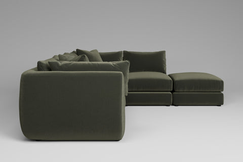 4 OPEN WITH FOOTSTOOL